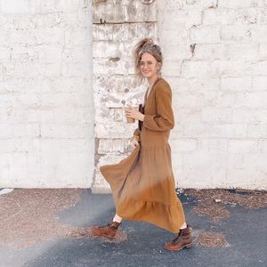 “Like” to bookmark my closet 💕